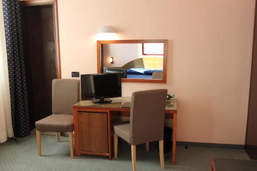 Hotel Rosa Abano Terme Rom bilde